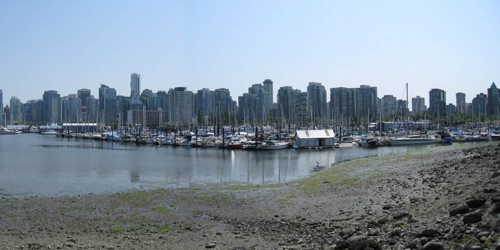 De skyline van Vancouver vanuit Stanley Park