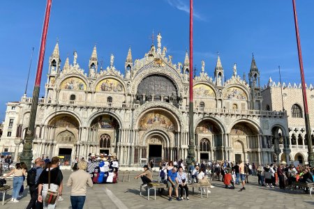 De Basiliek van San Marco, de grootste kerk van Venetië