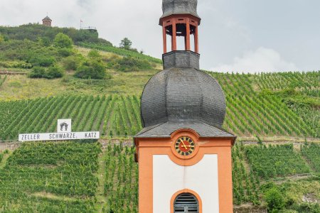 Zell staat bekend om z&#039;n Schwarze Katz wijnen