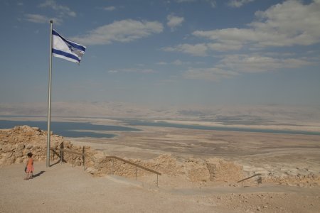 Uitzicht op de Dode Zee vanaf Masada