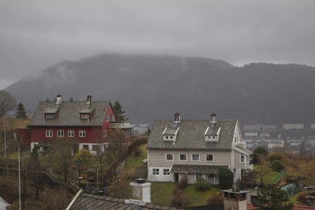 Prachtige houten huizen met dito uitzicht