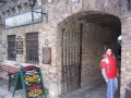 Dublin5 The Brazen Head is de oudste pub (voor 1660) van het land. We hebben er een lunch met Guinness gehad.