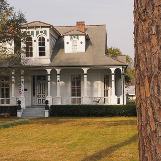 the small poche plantation in convent, louisiana