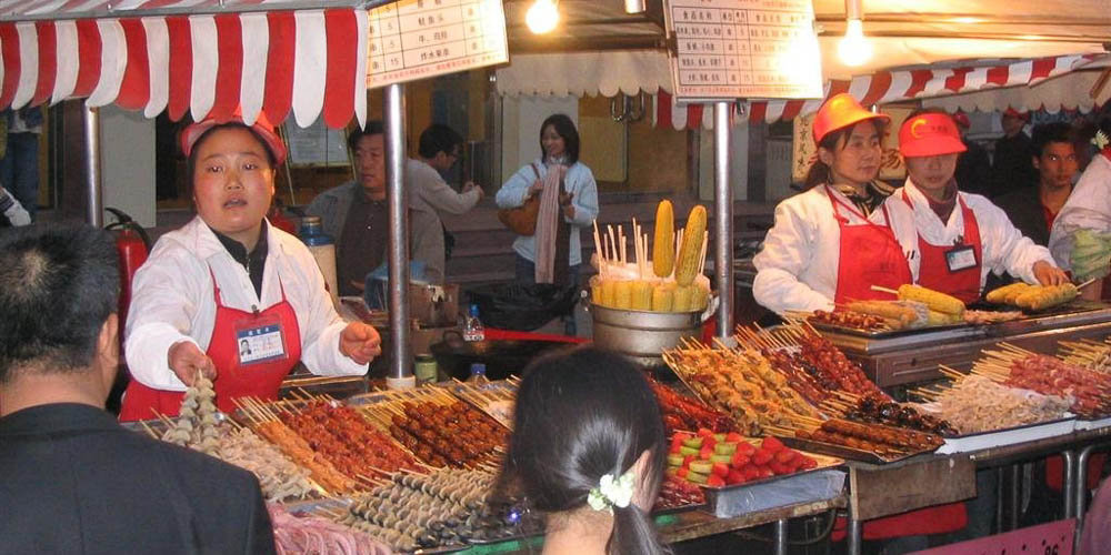 De avondmarkt is er vooral voor toeristen