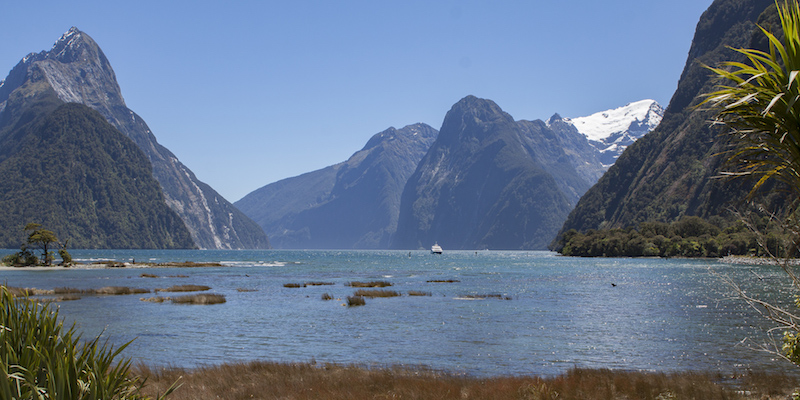 Milford Sound met de bekende Mitre Peak