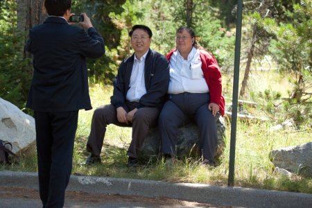 Chinesen op de foto met Amerikaanse dame