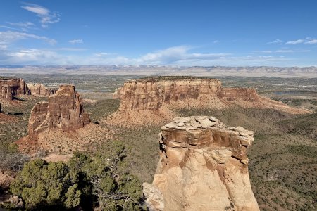 Monument Canyon. Grand Canyon en Monument Valley ineen