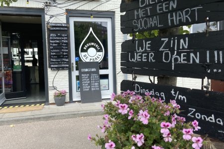 Fietsen we zomaar langs brouwerij de Prael