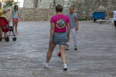 Syl trapt een balletje mee