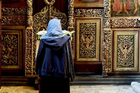De kerk in het middeleeuwse Visoki Dečani-klooster