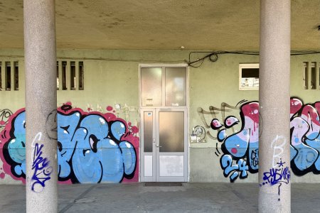 De entree van ons appartement in Skopje