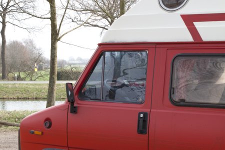 patrijspoort_raam