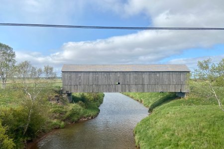 Da&#039;s toch leuk, zomaar onderweg een Covered Bridge tegenkomen