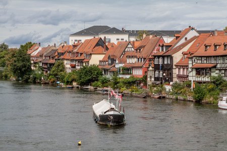 Klein Venetië, de hele stad is wereld erfgoed