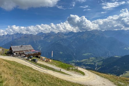 Mooie alpen hut ergens onderweg