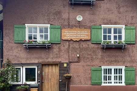 Huizen worden vaak nog bedenkt met houten shingles