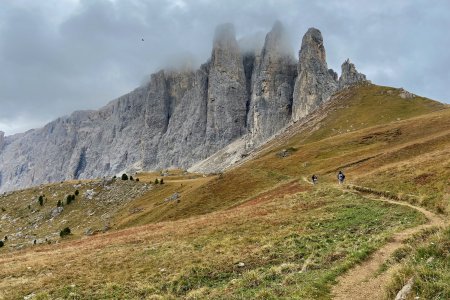 De Sella pas schijnt een van de mooiste van de Dolomieten te zijn