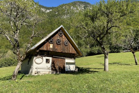 Mooie hutjes in de bergen van het Triglav NP