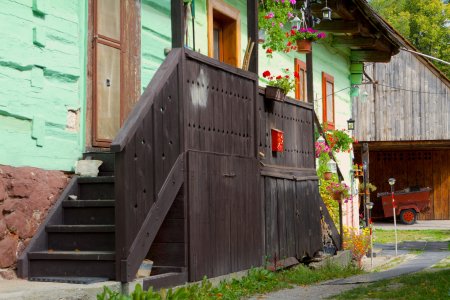 n het bergdorp Vlkolínec staan nog maar 40 van dit soort houten huizen