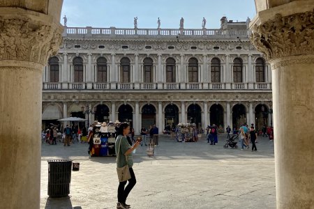 San Marco plein met uitzicht op Biblioteca Marciana