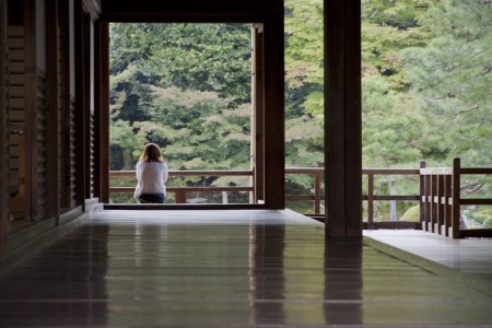 Houten gebouwen in het Tenryu-ji tempel complex