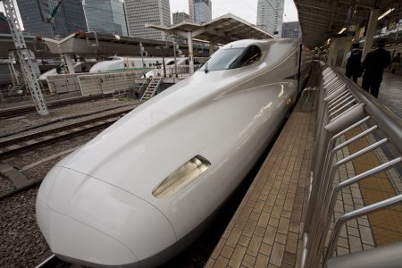700 series Shinkansen trein, deze kan 300 km per uur