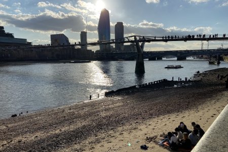 Uitzicht over de Thames en Blackfriars