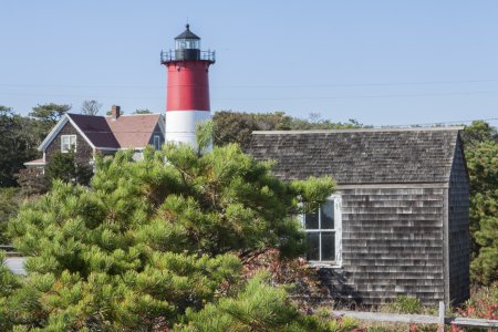 De rood witte Nauset Light vuurtoren