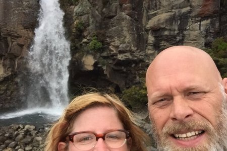 Selfie met de Taranaka waterval