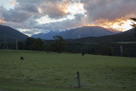 Uitzicht vanuit onze cottage van het historische Tophouse