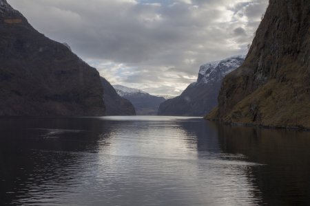 Het smalste fjord van Europa, de Naeroyfjord
