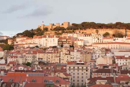 Uitzicht op Castelo de sao Jorg