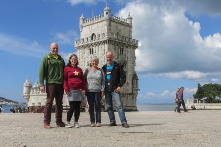 Pat, Syl, Jose en Jan bij Belem tower