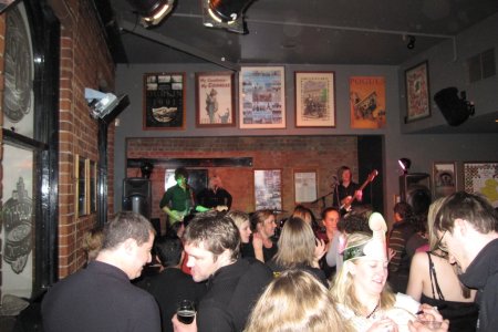 Een goede band, tijdens een avondje stappen