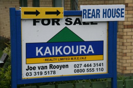 Hee, van Rooyen ook hier, New Zealand