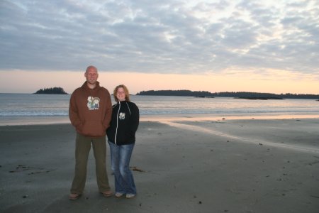 Het strand bij onze kamping bij Tofino