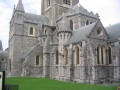 ChristChurch1 De Christ Church Cathedral is het hart van middeleeuws Dublin (12de eeuw). Naast de kathedraal staat Dvblinia, een expositie met nagemaakte dorpjes uit de middeleeuwen.