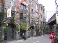 Dublin10 Isaacs Hostel, ons Hostel voor 5 nachten. De kamer had op het bed na geen enkele luxe, maar wel lekker centraal in de stad Het hostel is een 200 jaar oud voormalig wijnhuis